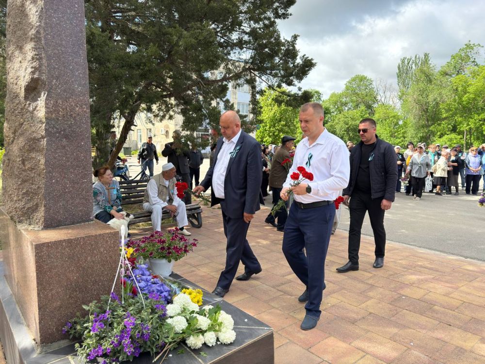 Республика Крым – территория мира и согласия, пусть навсегда здесь поселятся добро и благополучие Республика Крым – территория мира и согласия, пусть навсегда здесь поселятся добро и благополучие
