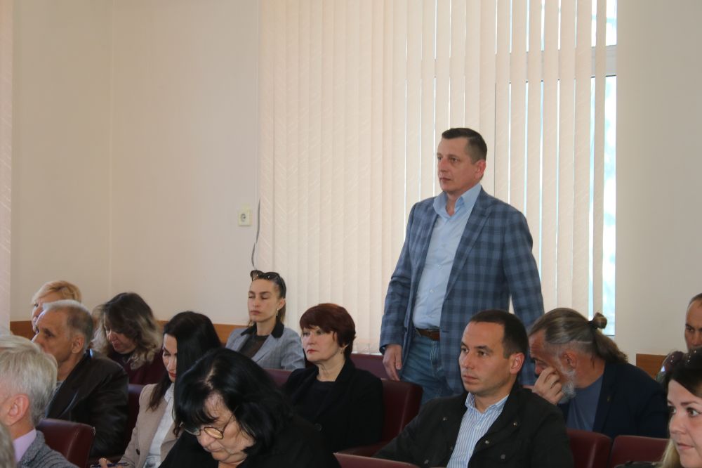 Ход капработ на муниципальных объектах рассмотрели в администрации Феодосии Ход капработ на муниципальных объектах рассмотрели в администрации Феодосии