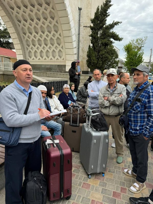 Вторая группа мусульман из Крыма отправилась в хадж Вторая группа мусульман из Крыма отправилась в хадж