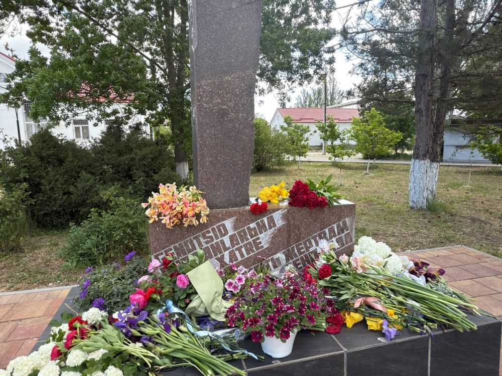 Республика Крым – территория мира и согласия, пусть навсегда здесь поселятся добро и благополучие Республика Крым – территория мира и согласия, пусть навсегда здесь поселятся добро и благополучие