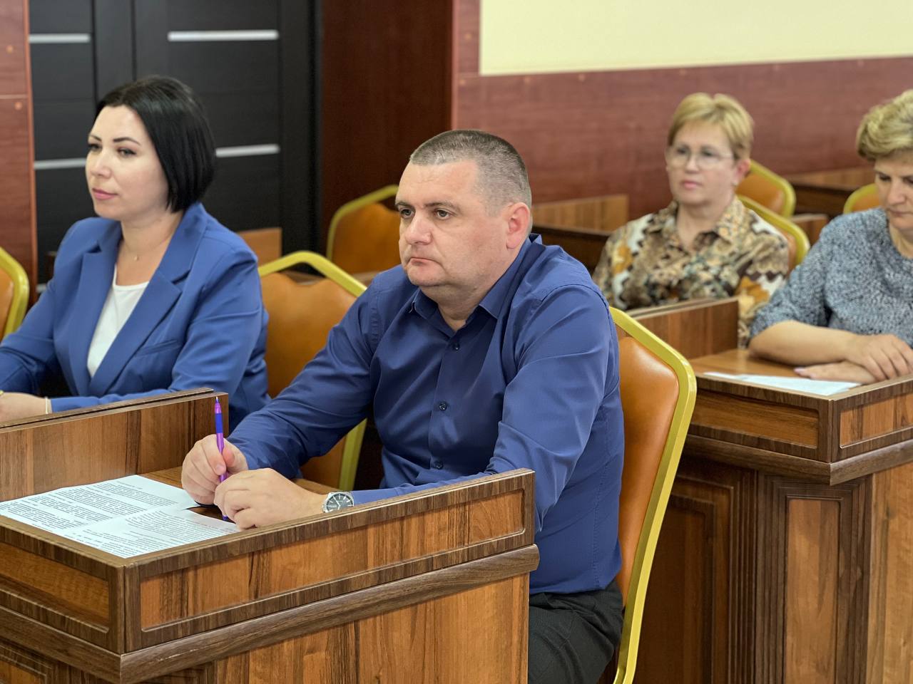 Игорь Ивин провел заседание рабочей группы Межведомственной комиссии по противодействию нелегальной занятости Игорь Ивин провел заседание рабочей группы Межведомственной комиссии по противодействию нелегальной занятости