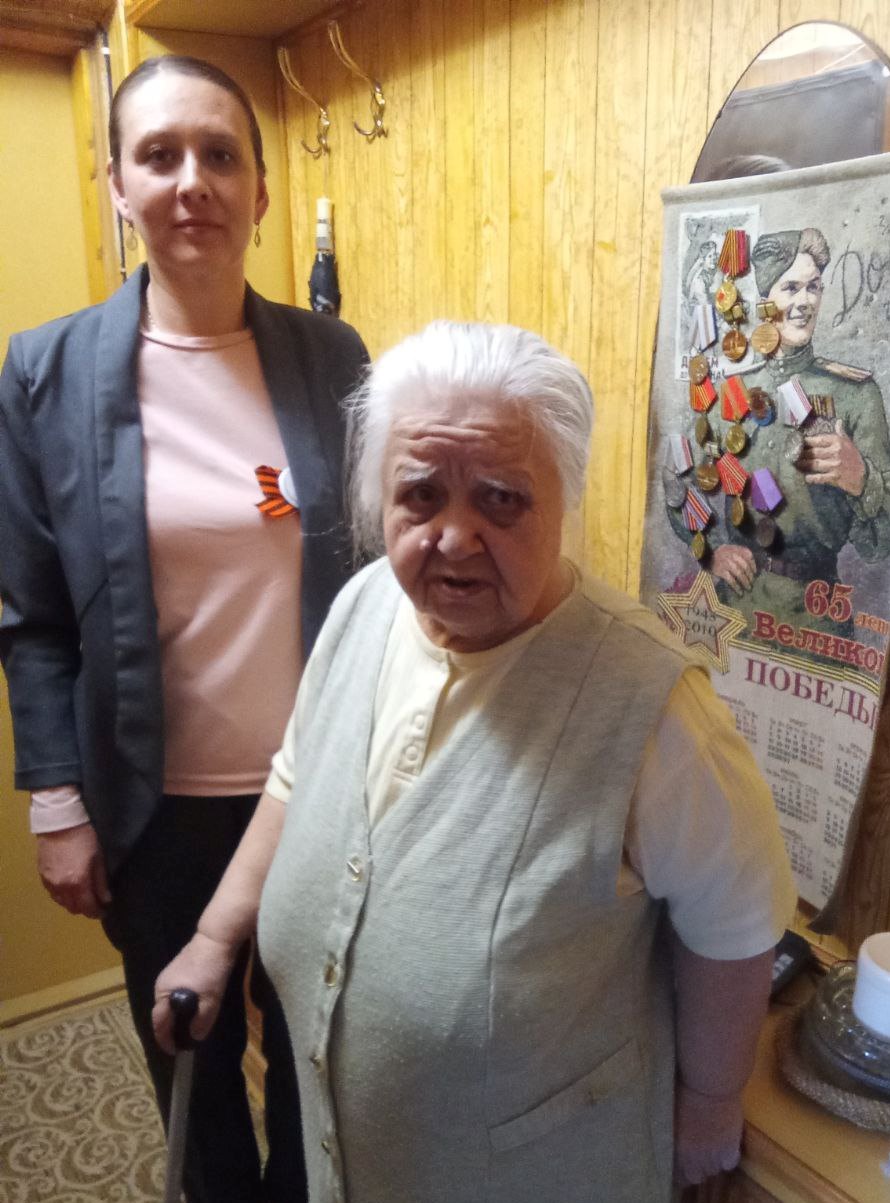 Алуштинский городской отдел ЗАГС провёл мероприятия в рамках Года защитника Отечества Алуштинский городской отдел ЗАГС провёл мероприятия в рамках Года защитника Отечества