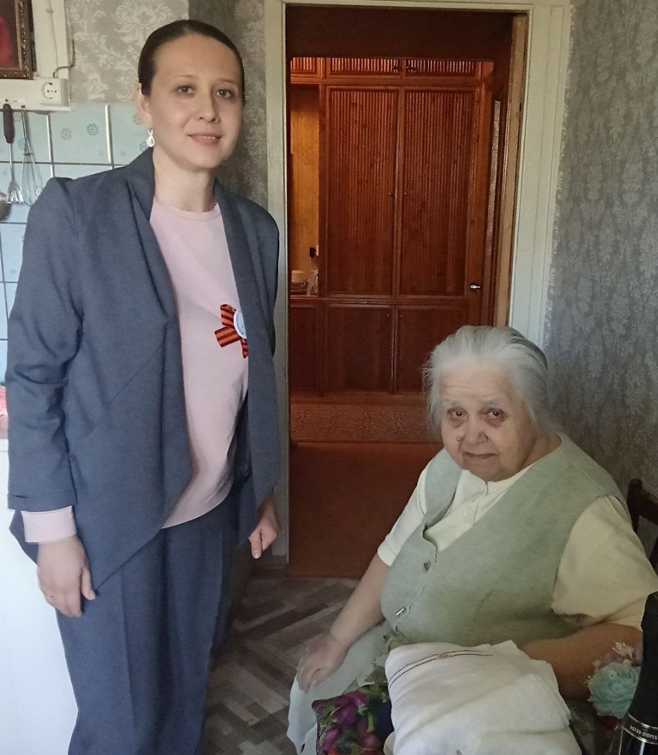 Алуштинский городской отдел ЗАГС провёл мероприятия в рамках Года защитника Отечества Алуштинский городской отдел ЗАГС провёл мероприятия в рамках Года защитника Отечества