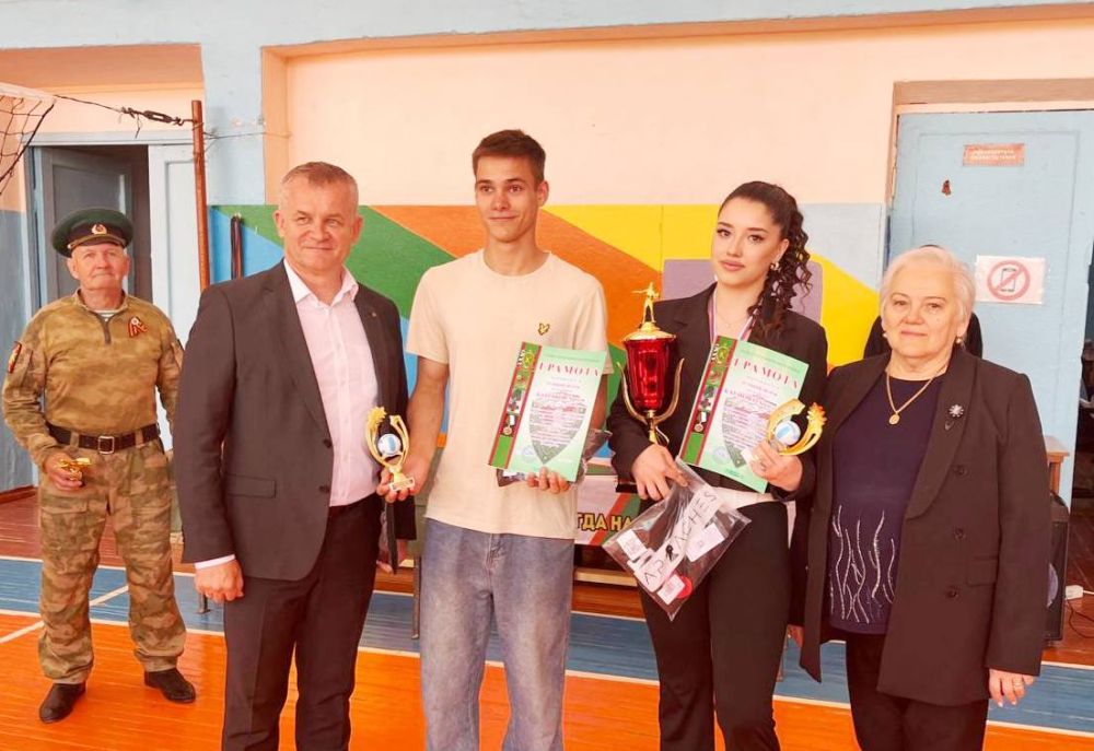 В Феодосии определены победители Школьной волейбольной лиги В Феодосии определены победители Школьной волейбольной лиги