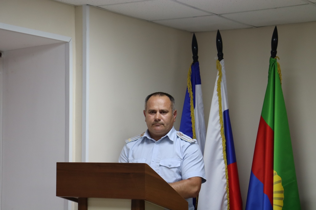 Владислав Хаджиев, Михаил Слободяник провели совещание по зачислению добровольцев на военную службу по контракту Владислав Хаджиев, Михаил Слободяник провели совещание по зачислению добровольцев на военную службу по контракту