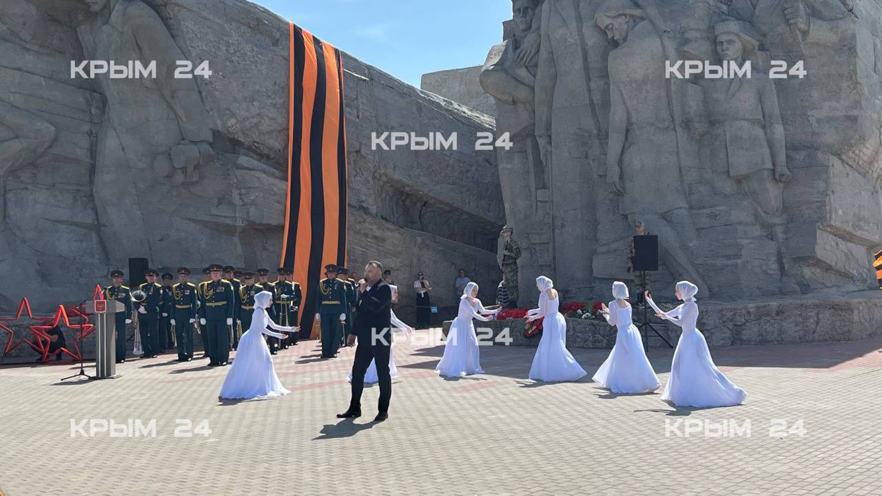 В Керчи отмечают День обороны Аджимушкайских каменоломен В Керчи отмечают День обороны Аджимушкайских каменоломен