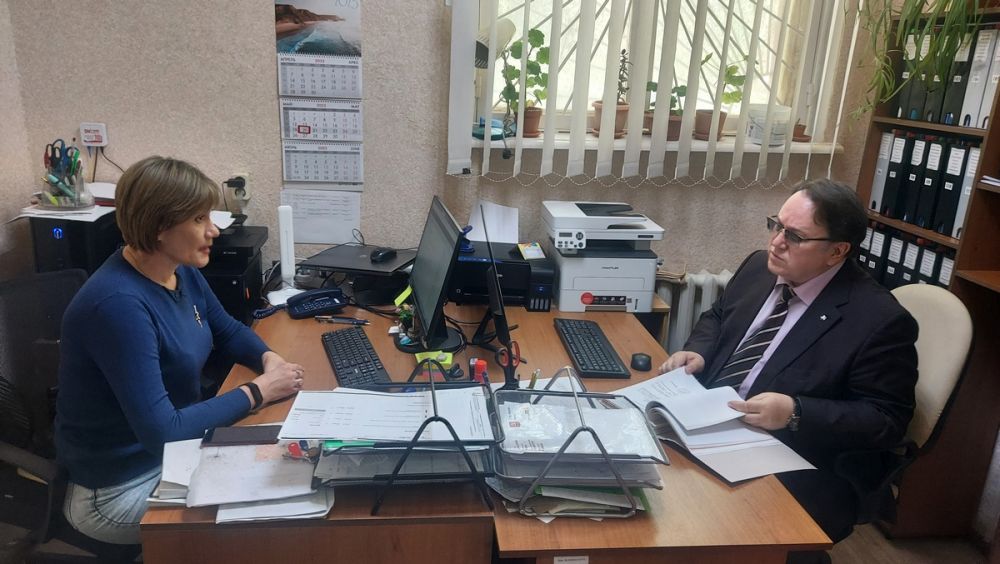 Состоялась рабочая поездка руководителя Госкомархива Олега Лобова в Джанкойский район Состоялась рабочая поездка руководителя Госкомархива Олега Лобова в Джанкойский район