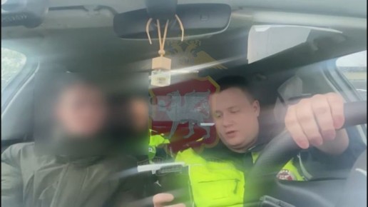 В Ялте мужчина угнал машину у знакомого и устроил ДТП