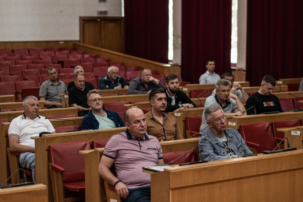 Состоялось торжественное вручение благодарственных писем интернет-провайдерам за вклад в развитие Симферополя