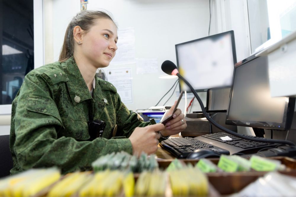 Крымских пограничников наградили в честь профессионального праздника Крымских пограничников наградили в честь профессионального праздника