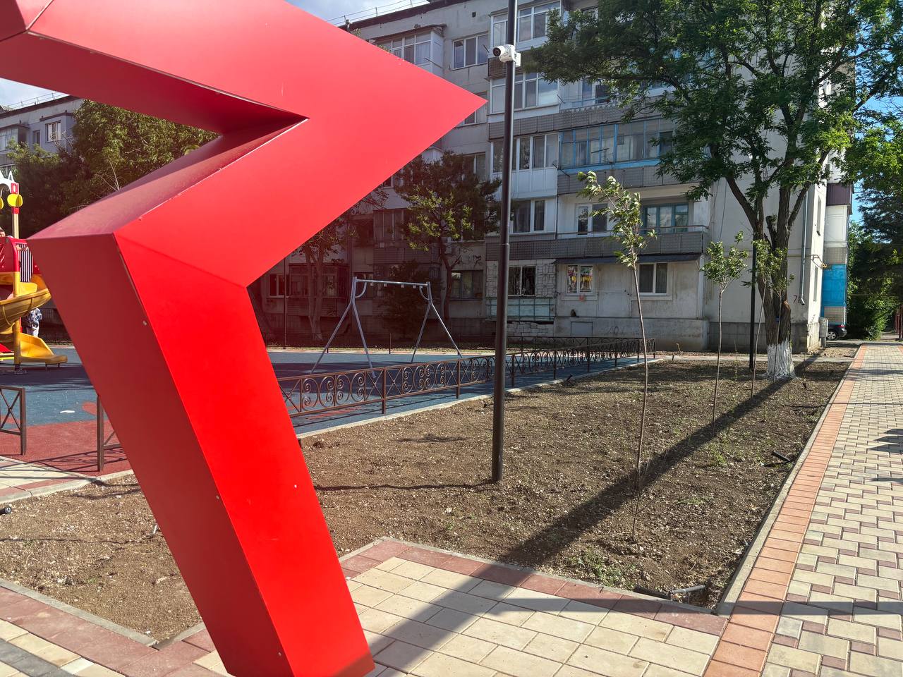 В Красногвардейском районе завершаются работы по благоустройству общественных территорий В Красногвардейском районе завершаются работы по благоустройству общественных территорий
