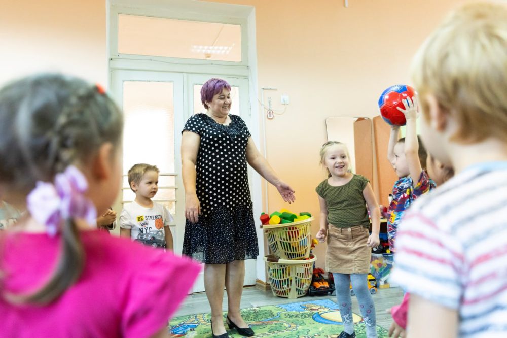 В этом году в Крыму планируют оздоровить более 190 тысяч детей В этом году в Крыму планируют оздоровить более 190 тысяч детей