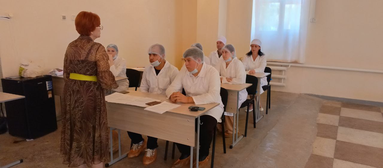 Специалисты Государственного комитета ветеринарии Республики Крым принимают участие в работе экспертной группы при проведении демонстрационного экзамена в Прибрежненском аграрном колледже (филиал) ФГАОУ ВО «КФУ им. В.И. Вернадского» Специалисты Государственного комитета ветеринарии Республики Крым принимают участие в работе экспертной группы при проведении демонстрационного экзамена в Прибрежненском аграрном колледже (филиал) ФГАОУ ВО «КФУ им. В.И. Вернадского»