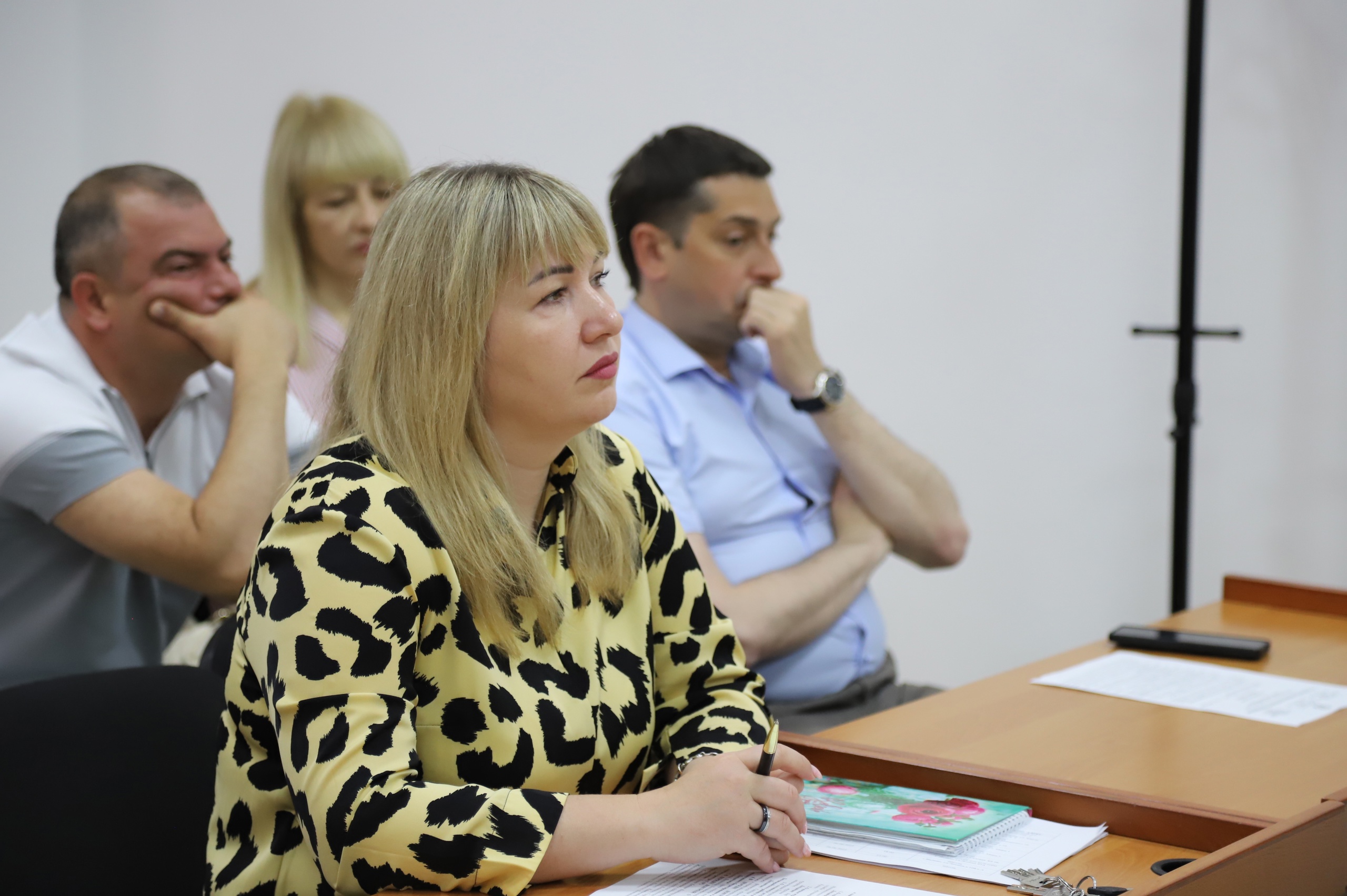 Начальник управления экономики администрации района Екатерина Гридасова на аппаратном совещании проинформировала о начале курортного сезона Начальник управления экономики администрации района Екатерина Гридасова на аппаратном совещании проинформировала о начале курортного сезона