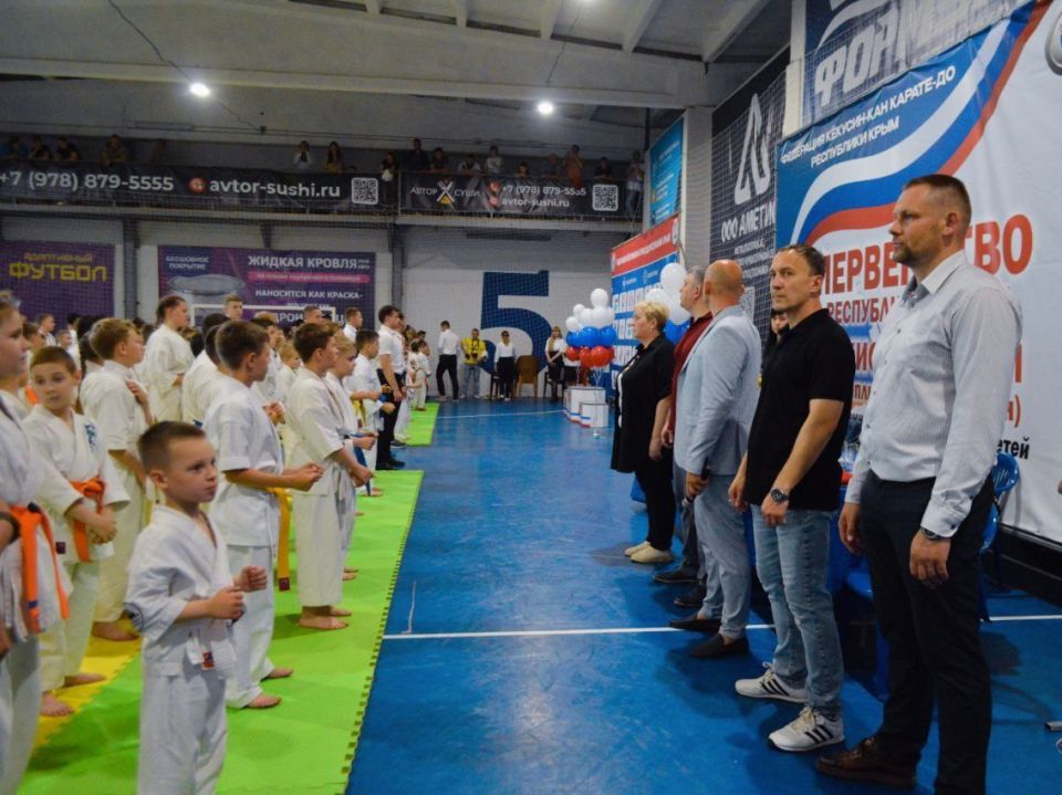 В Симферополе на спортивной арене 5/7 состоялось первенство Республики Крым приуроченное к Дню защиты детей В Симферополе на спортивной арене 5/7 состоялось первенство Республики Крым приуроченное к Дню защиты детей