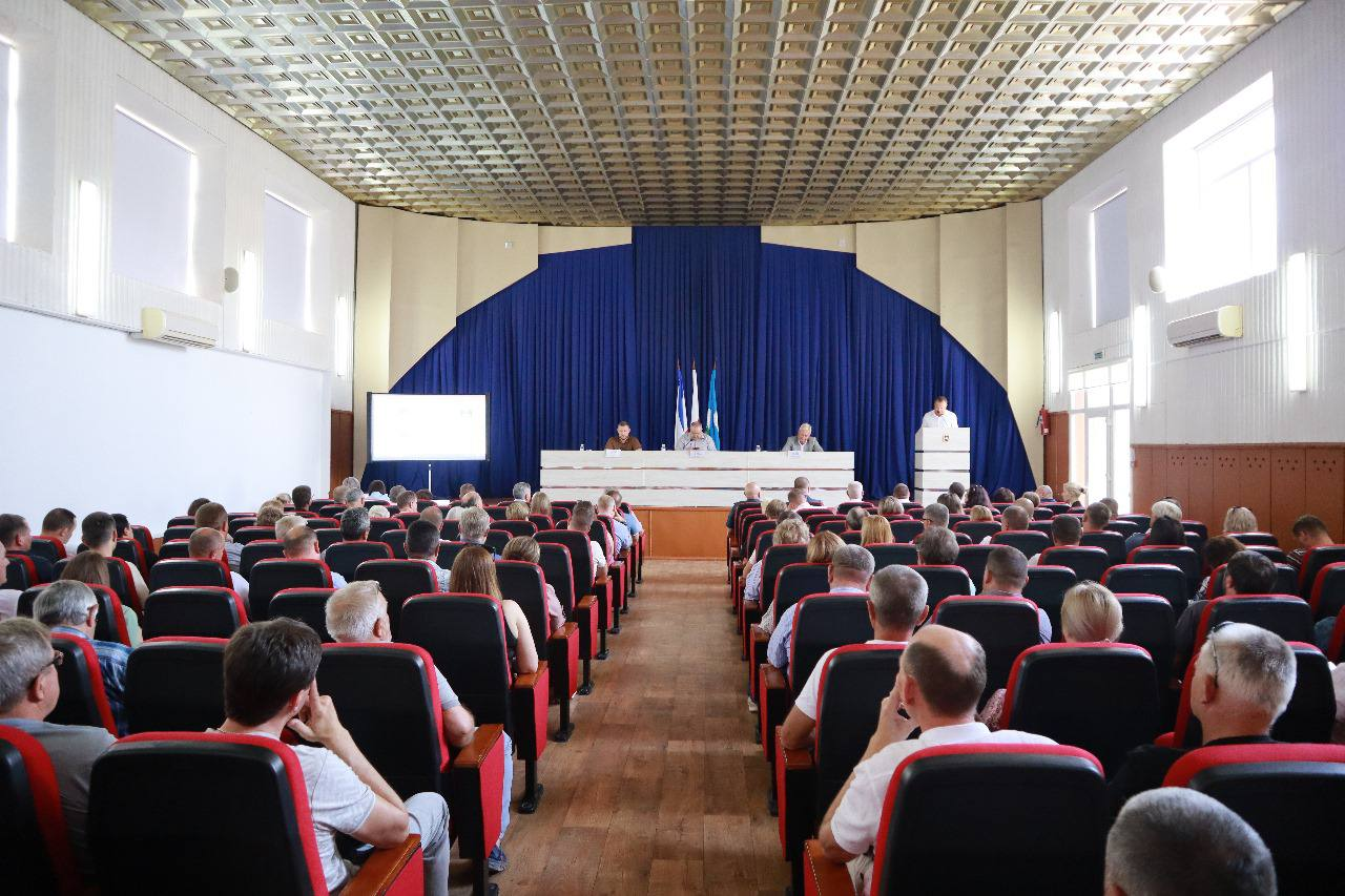 В Белогорском районе прошло всекрымское предуборочное совещание с участием профильных ведомств и экспертов В Белогорском районе прошло всекрымское предуборочное совещание с участием профильных ведомств и экспертов