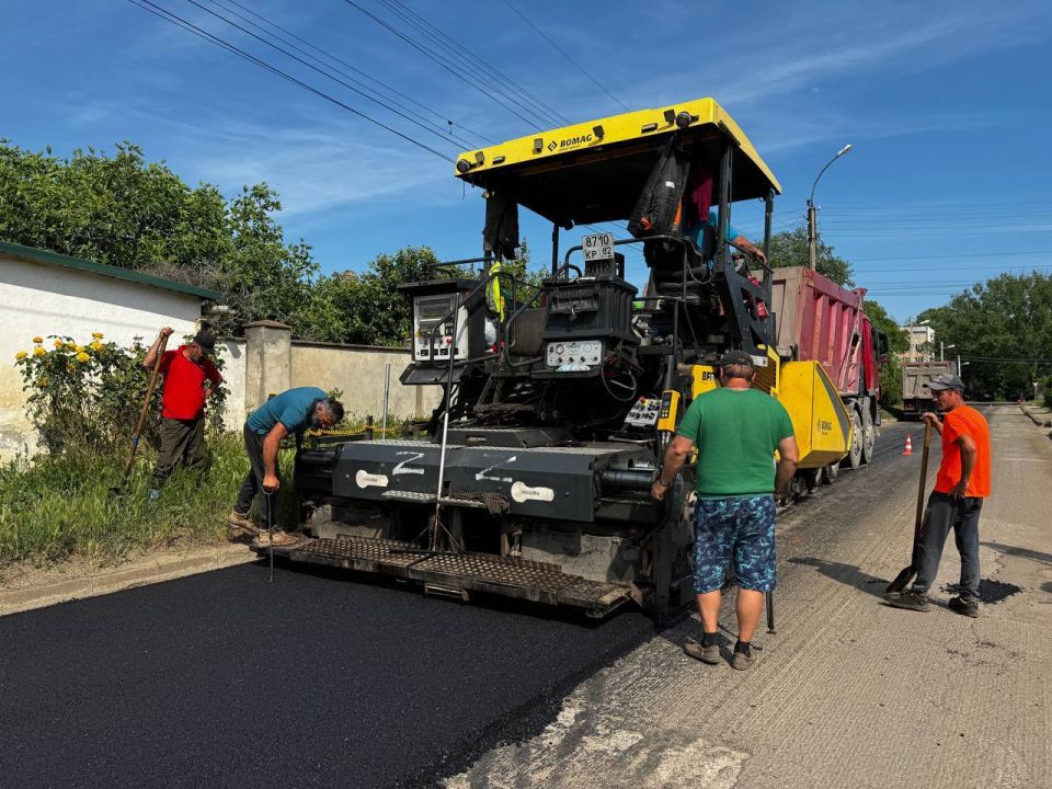 Олег Каторгин: На ул. Энергетиков стартовали работы по асфальтированию дороги в рамках частичного ремонта Олег Каторгин: На ул. Энергетиков стартовали работы по асфальтированию дороги в рамках частичного ремонта