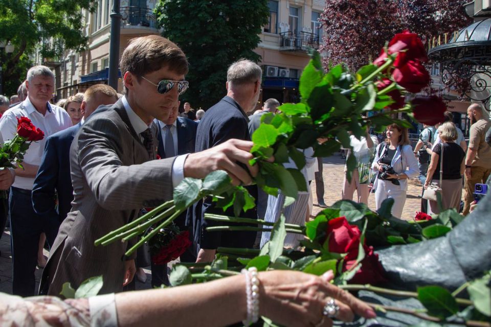 «Великое русское слово». В Крыму стартовал XVIII Международный фестиваль «Великое русское слово». Председатель Госсовета РК Владимир Константинов напомнил о значении фестиваля, который ещё в украинский период стал одним из...