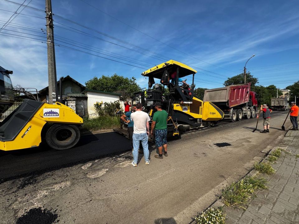 Олег Каторгин: На ул. Энергетиков стартовали работы по асфальтированию дороги в рамках частичного ремонта Олег Каторгин: На ул. Энергетиков стартовали работы по асфальтированию дороги в рамках частичного ремонта