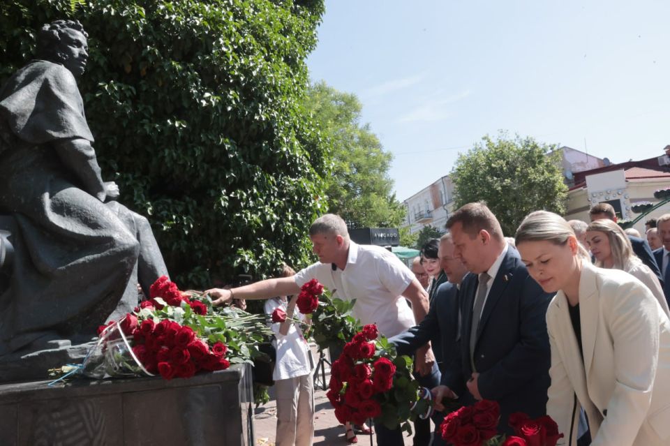Юрий Нестеренко: Сегодня в Симферополе дан старт XVIII Международному фестивалю «Великое русское слово»