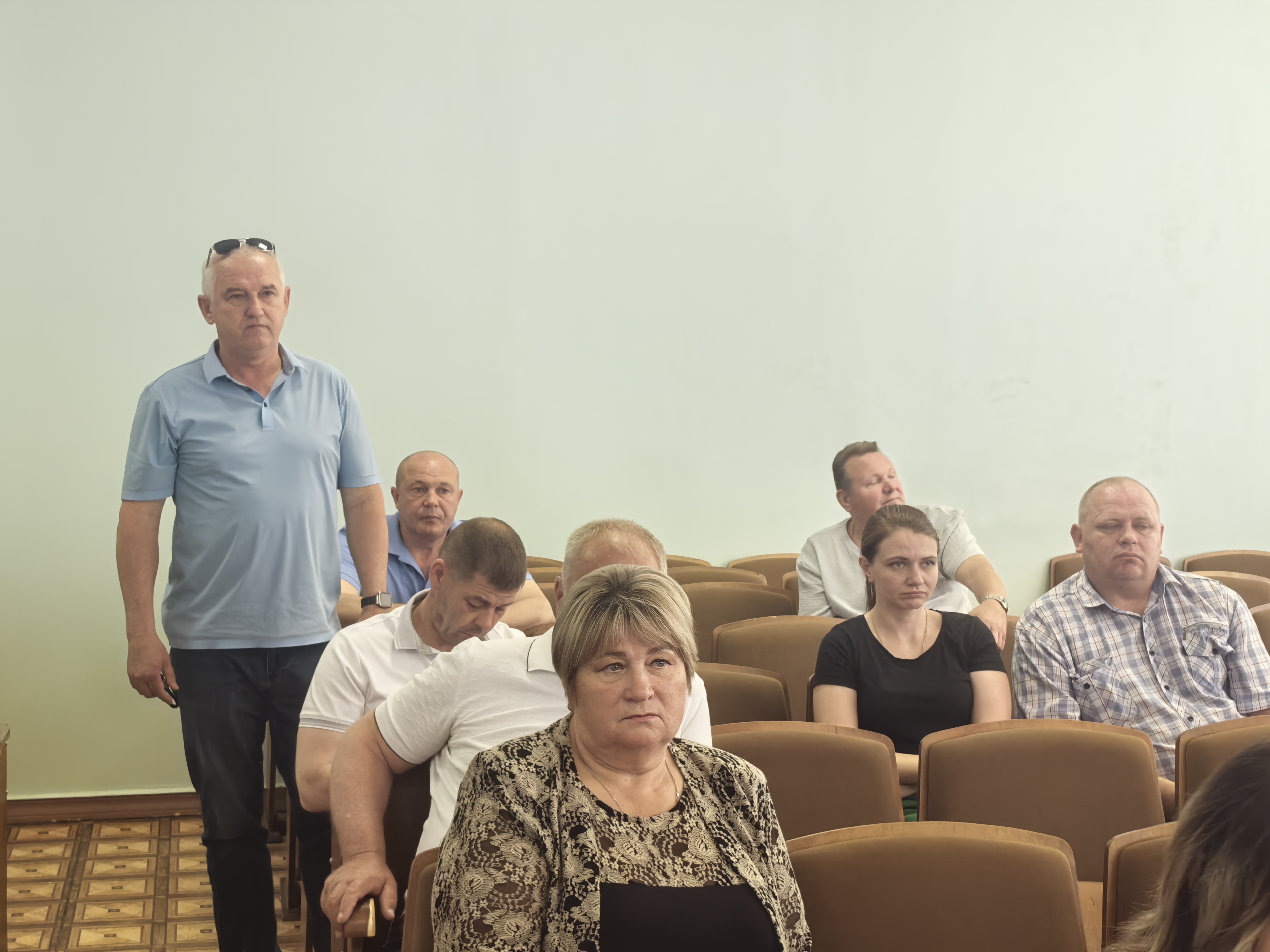 Александр Харламов провел аппаратное совещание по социально значимым вопросам Советского района Александр Харламов провел аппаратное совещание по социально значимым вопросам Советского района