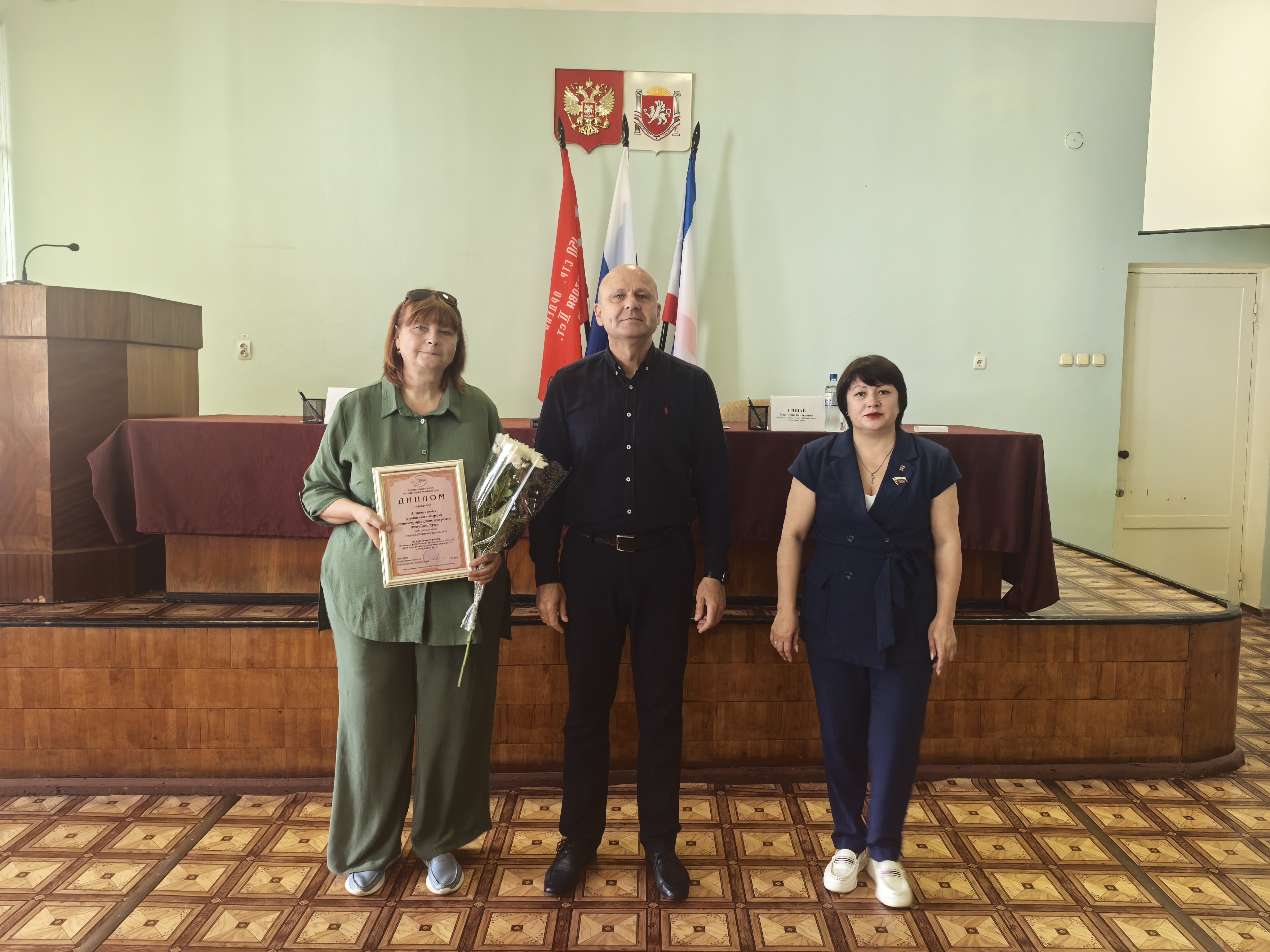 Александр Харламов провел аппаратное совещание по социально значимым вопросам Советского района Александр Харламов провел аппаратное совещание по социально значимым вопросам Советского района