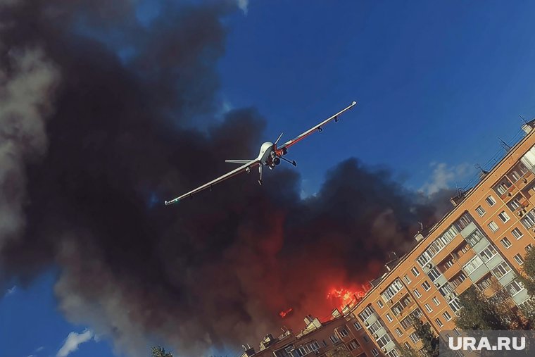 Почти 200 дронов атаковали Россию, взрывы в аэропорту и пожар на НПЗ: карта ударов ВСУ 6 июня Почти 200 дронов атаковали Россию, взрывы в аэропорту и пожар на НПЗ: карта ударов ВСУ 6 июня