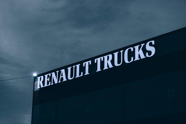    Renault     