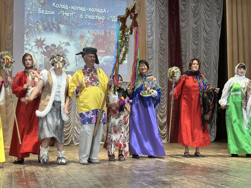 Традициям быть: в районном Доме культуры пгт. Советский прошел фестиваль обрядовой культуры «Традиции связующая нить» Традициям быть: в районном Доме культуры пгт. Советский прошел фестиваль обрядовой культуры «Традиции связующая нить»
