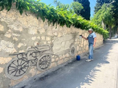 В Алупке появится новый барельеф