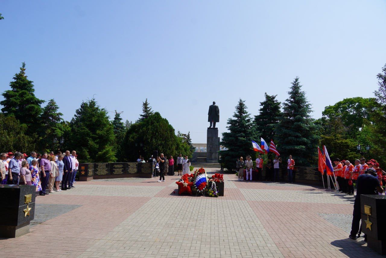 В Керчь прибыл автопробег «Дорогами Победы. Города-герои» В Керчь прибыл автопробег «Дорогами Победы. Города-герои»