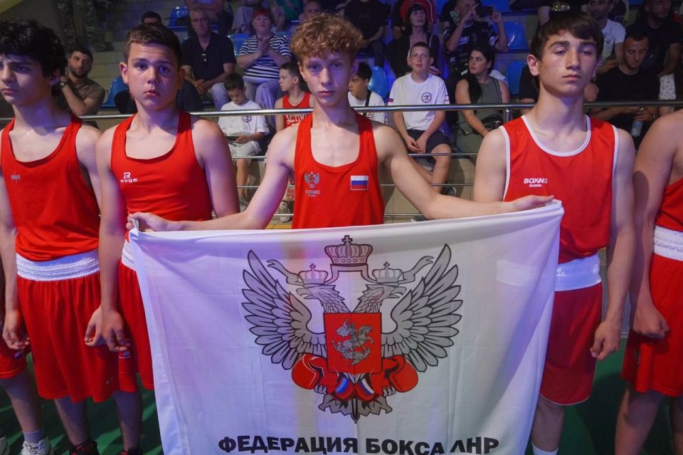 Ольга Торубарова: Приняла участие в торжественном открытии Республиканских соревнованиях по боксу, посвященных Дню России среди юниоров 17-18 лет, юношей 15-16 лет и юношей  13-14 лет Ольга Торубарова: Приняла участие в торжественном открытии Республиканских соревнованиях по боксу, посвященных Дню России среди юниоров 17-18 лет, юношей 15-16 лет и юношей  13-14 лет