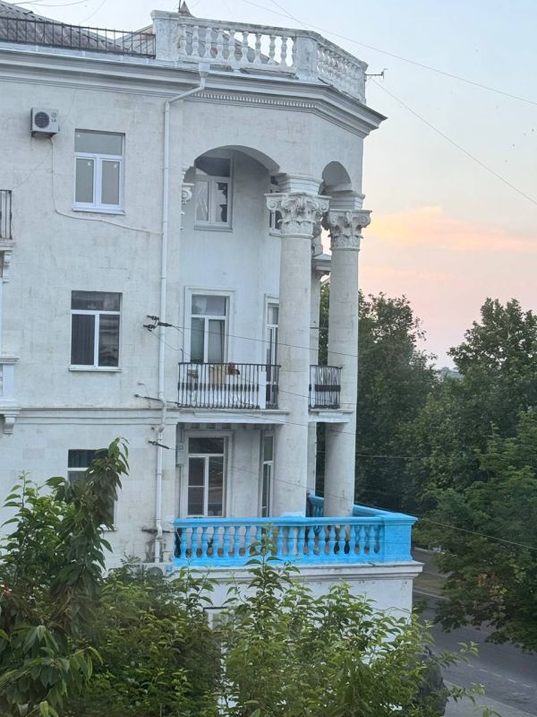 Михаил Развожаев: Проезжал сегодня по городу и увидел вот это «творение»