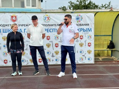 Шериф Османов: Утренняя зарядка с министром спорта Ольгой Торубаровой в городе-курорте Саки