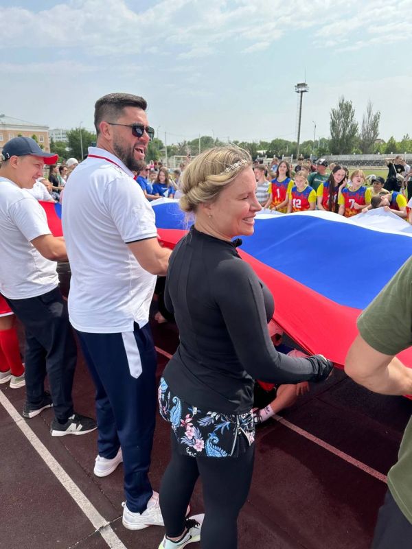 Ольга Торубарова: Россия - Родина моя! И твоя! И его!