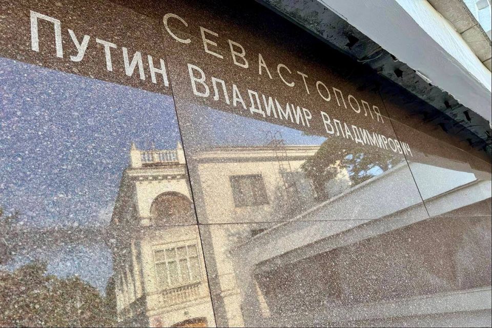  :           :    ,       ,  ...