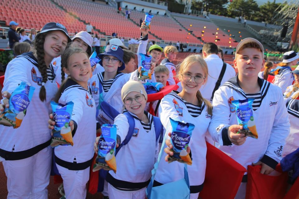 «Здесь, у подножия Аю-Дага строится новая жизнь» «Здесь, у подножия Аю-Дага строится новая жизнь»