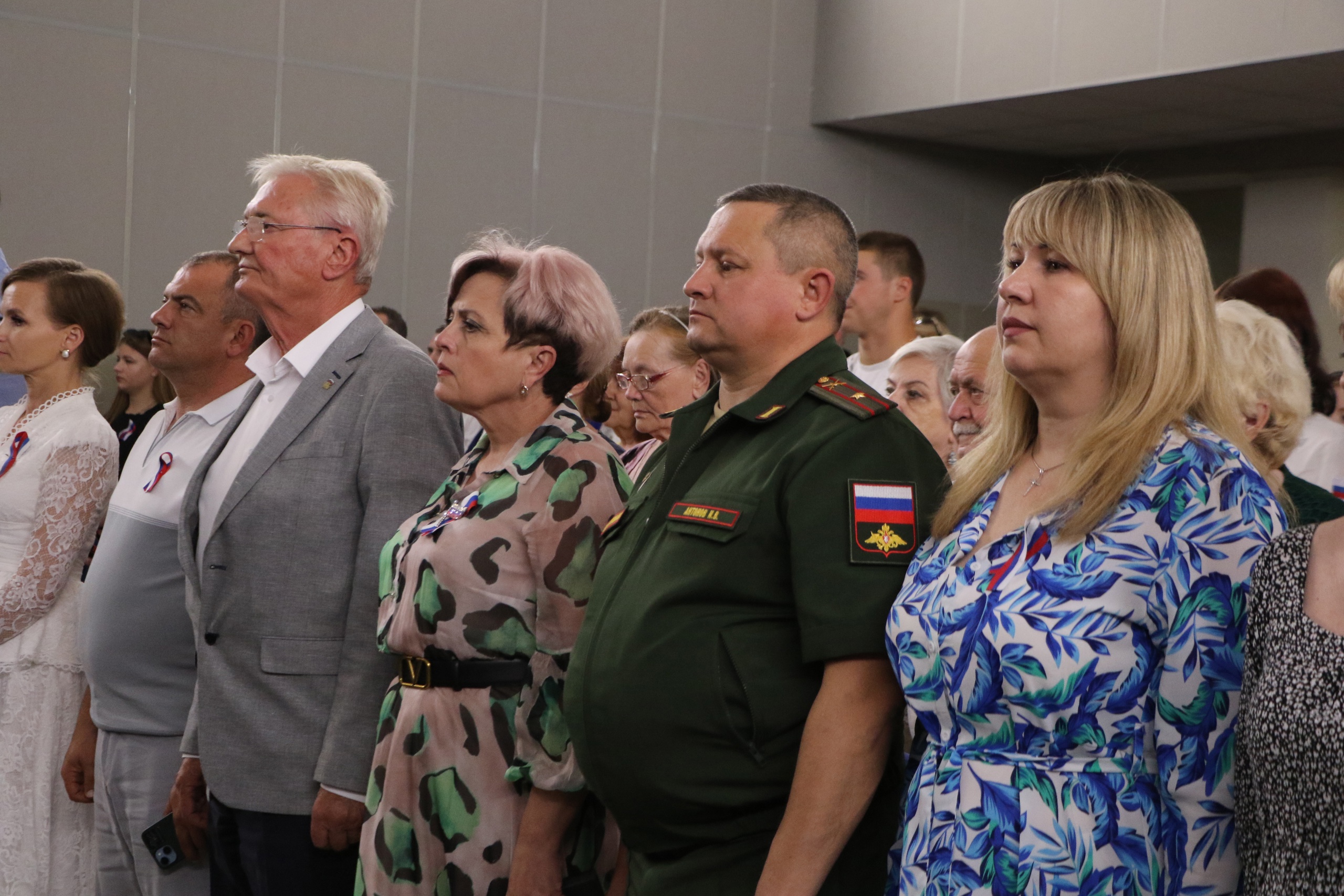 В Бахчисарайском районном Доме культуры прошел праздничный концерт, посвященный празднованию Дня России В Бахчисарайском районном Доме культуры прошел праздничный концерт, посвященный празднованию Дня России