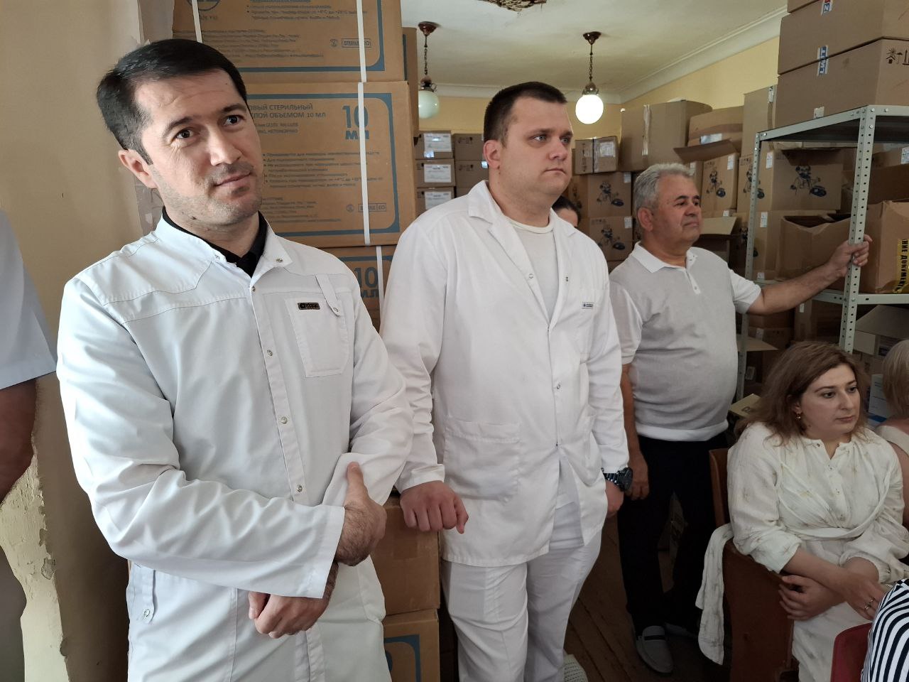 Руководители района поздравили медицинских работников ГБУЗ РК «Советская районная больница» с профессиональным праздником Руководители района поздравили медицинских работников ГБУЗ РК «Советская районная больница» с профессиональным праздником