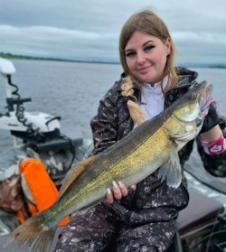 Рыбаки из ХМАО похвастались уловом с праздничных выходных. Фото Рыбаки из ХМАО похвастались уловом с праздничных выходных. Фото