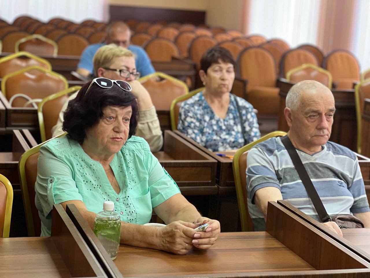 «Мы должны всегда быть на связи с жителями - от выявления проблемы до ее окончательного решения», - Дмитрий Фурса «Мы должны всегда быть на связи с жителями - от выявления проблемы до ее окончательного решения», - Дмитрий Фурса