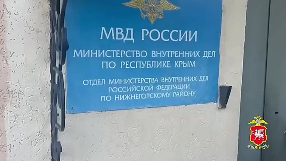    ,    11  