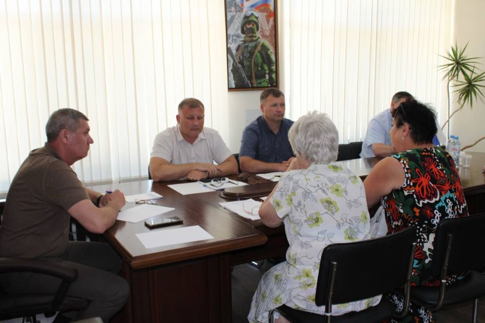 В Администрации Ленинского района проведена рабочая встреча с представителями общественности В Администрации Ленинского района проведена рабочая встреча с представителями общественности