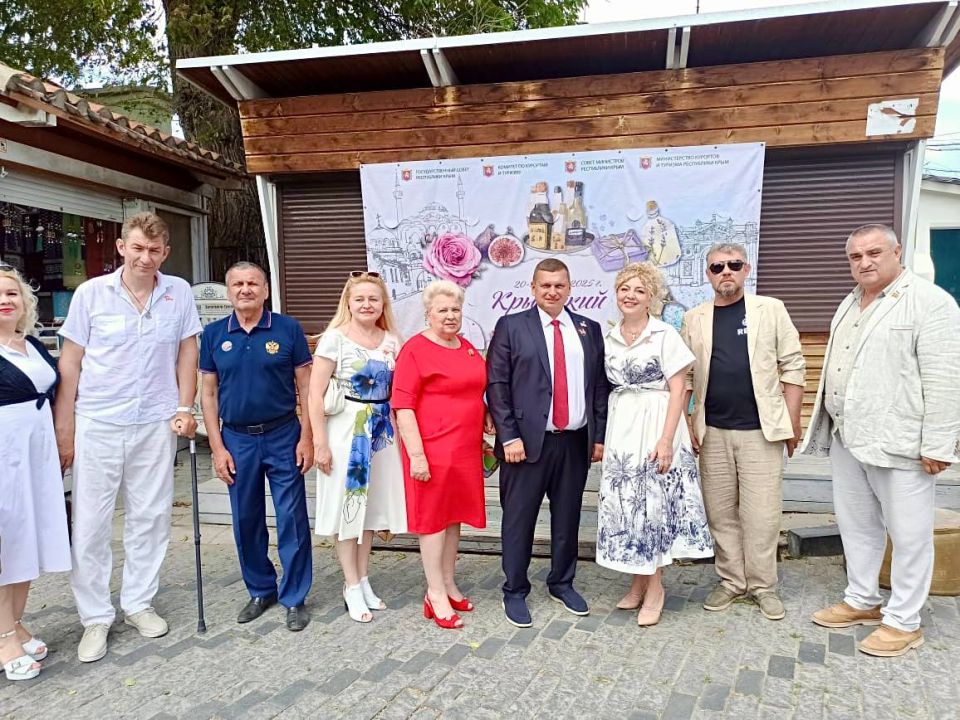 В Евпатории наградили победителей конкурса «Крымский сувенир»