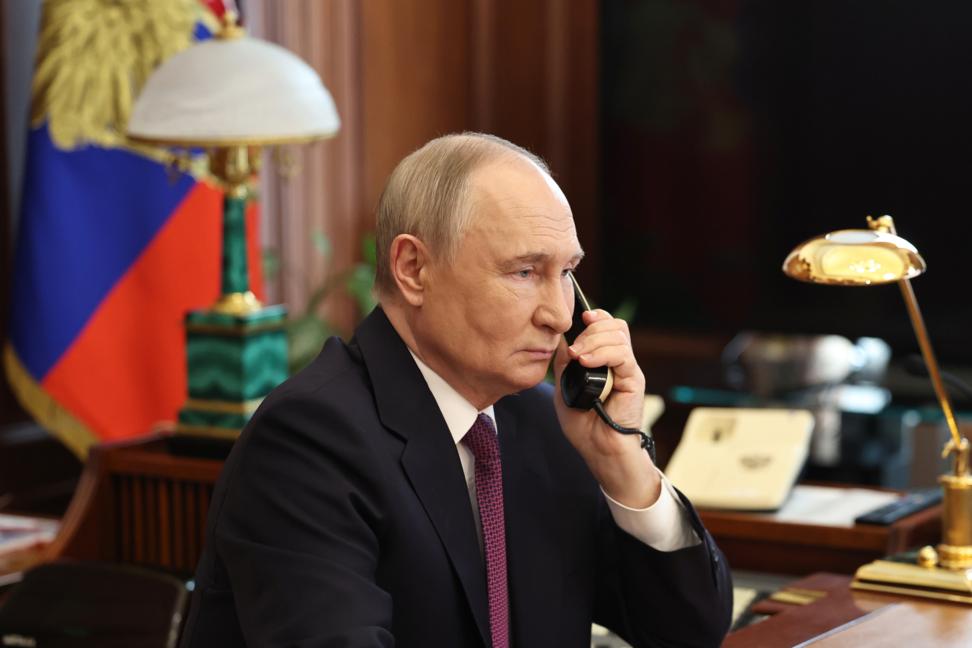 Три дня в Петербурге и не только ПМЭФ. Главное по Путину за неделю Три дня в Петербурге и не только ПМЭФ. Главное по Путину за неделю