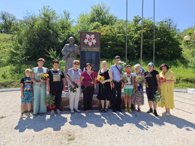 В библиотеках Белогорского района прошли мероприятия, посвященные Дню памяти и скорби В библиотеках Белогорского района прошли мероприятия, посвященные Дню памяти и скорби