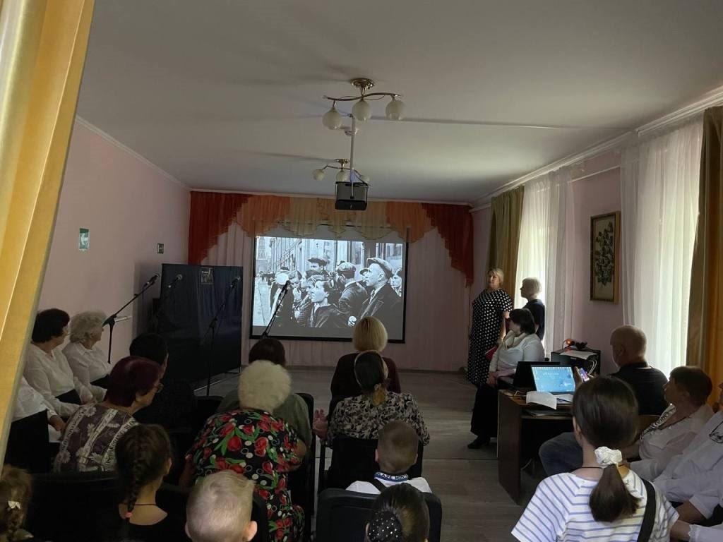 Подведомственные Минтруду РК учреждения социального обслуживания провели мероприятия, посвященные Дню памяти и скорби - дню начала Великой Отечественной войны Подведомственные Минтруду РК учреждения социального обслуживания провели мероприятия, посвященные Дню памяти и скорби - дню начала Великой Отечественной войны