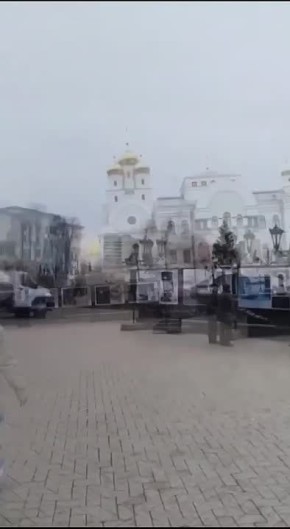  : ,   