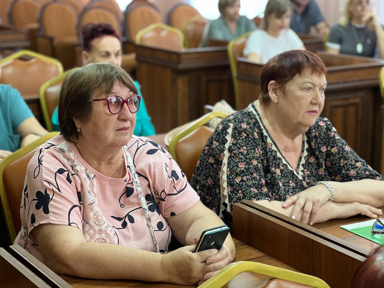 Дмитрий Фурса провел встречу с председателями советов МКД и представителями ресурсоснабжающих организаций Дмитрий Фурса провел встречу с председателями советов МКД и представителями ресурсоснабжающих организаций