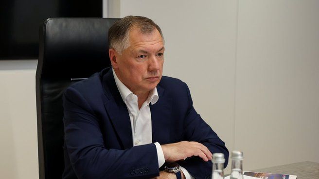 Марат Хуснуллин провёл заседание научно-технического совета госкомпании «Автодор» Марат Хуснуллин провёл заседание научно-технического совета госкомпании «Автодор»